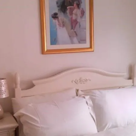 The Vee Guest Bed & Breakfast